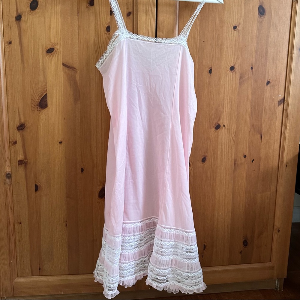 ✨ vintage 1970s slip dress - Picture 2 of 3